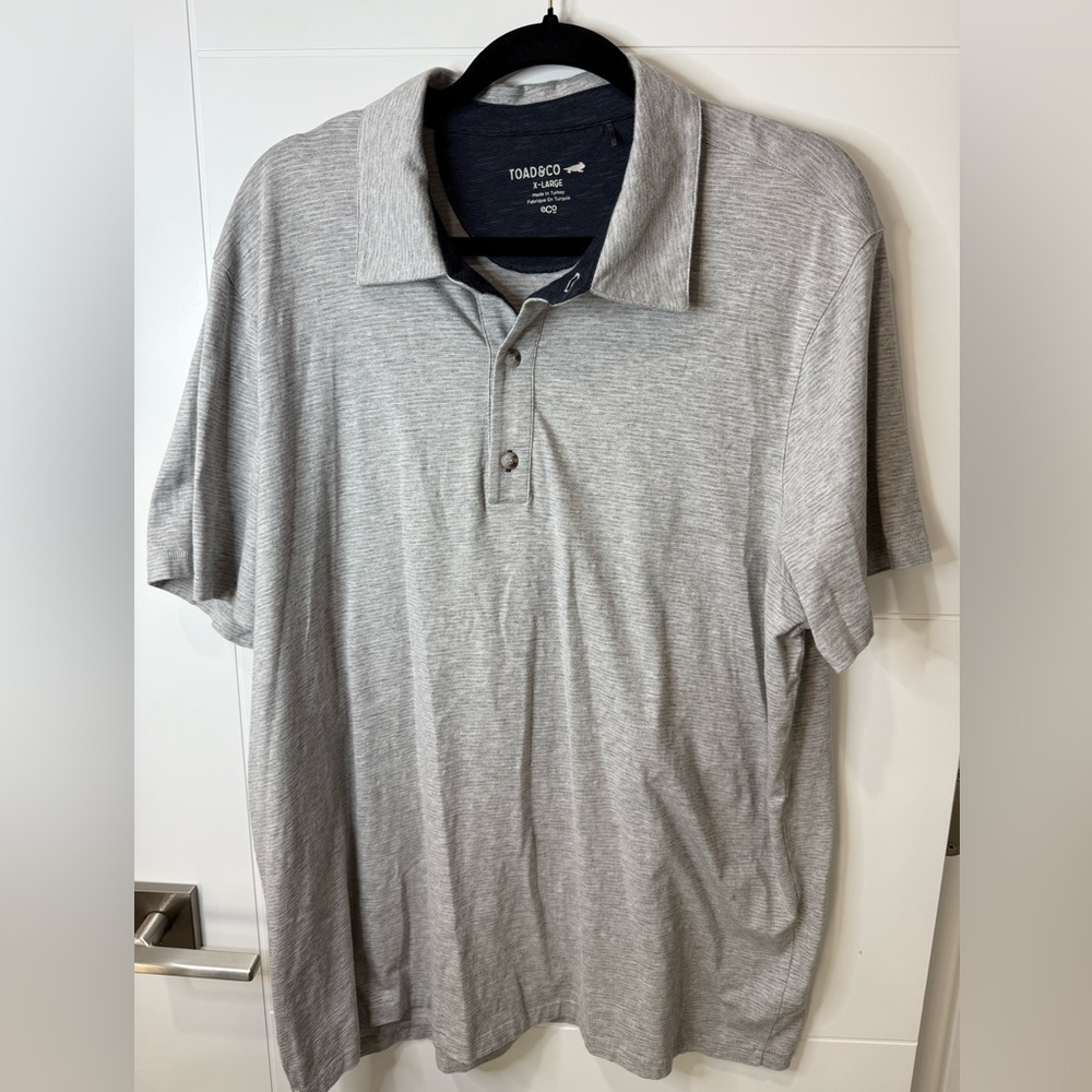 Toad&Co Men's Light Gray Polo Shirt‎